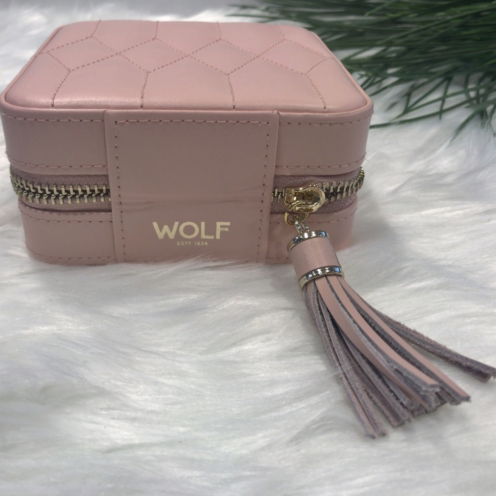 WOLF💖 Caroline Travel Zip Jewelry Case
